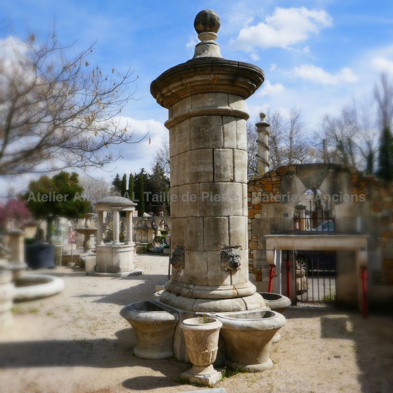 Fontaine de jardin de très grande dimensions pour installation en extérieur - Atelier Alain BIDAL (Provence)
