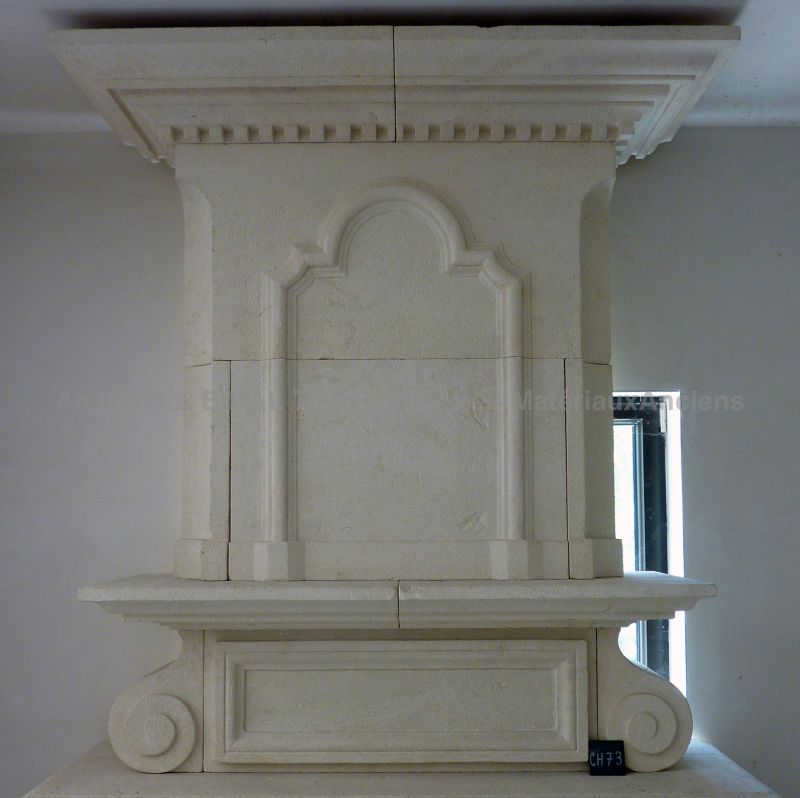 Louis XIII mantelpiece in stone - Atelier Alain BIDAL (Provence)