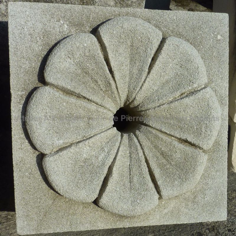 Mask and sculpture in stone crafted by our stone mason in the Isle of Sorgue, Provence