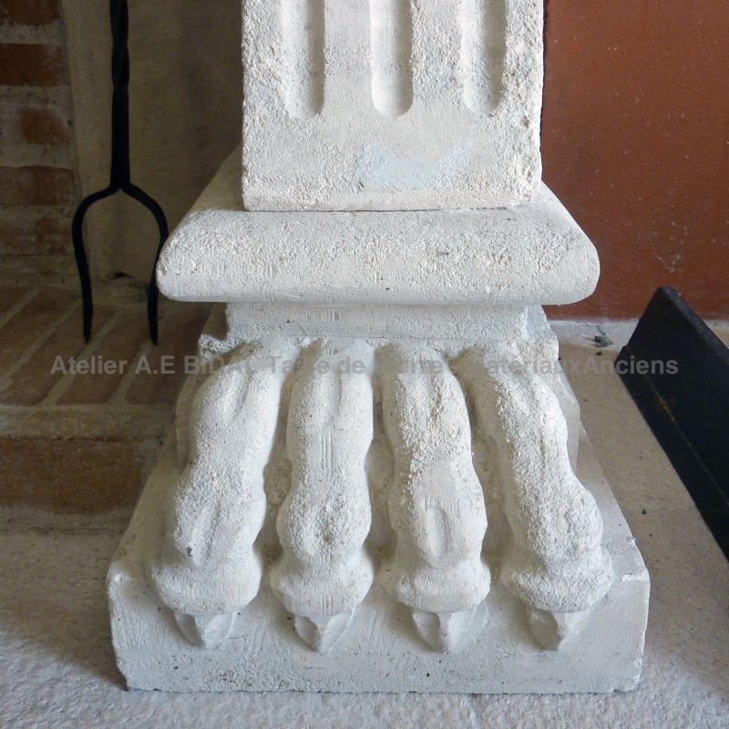 La cheminée en pierre du Lubéron - Atelier Alain Bidal Provence.