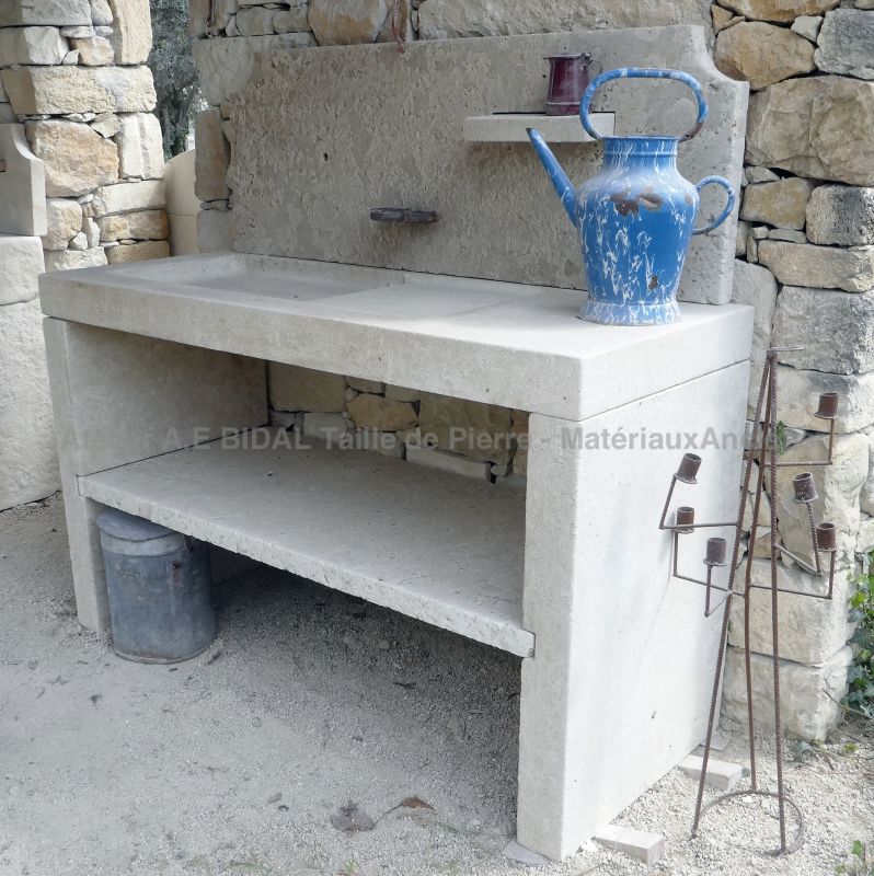 Atelier Alain BIDAL (Provence) : artisanal and custom-made kitchen sinks in carved limestone