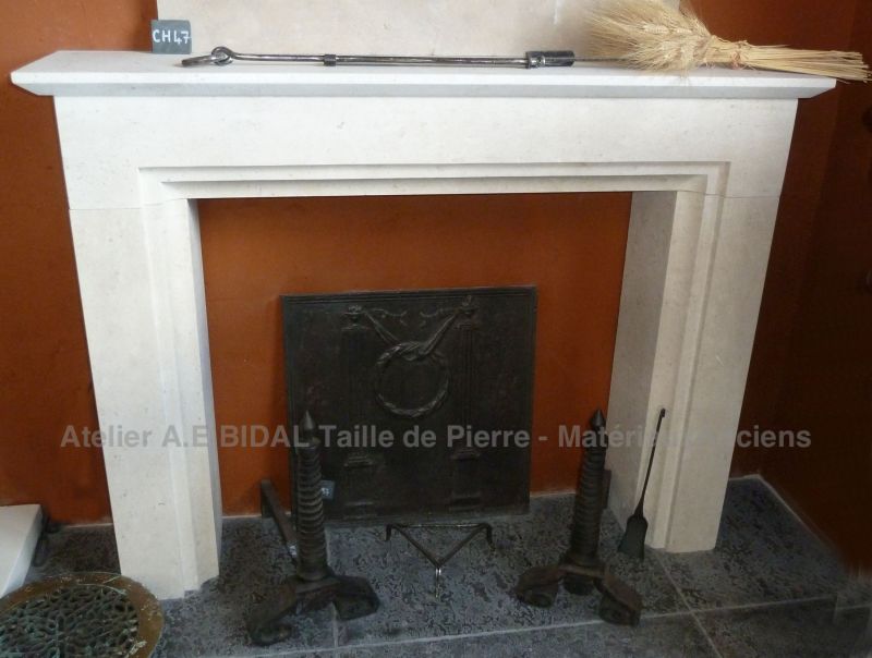 Cheminée de style second empire en pierre - Atelier Alain BIDAL (Provence)