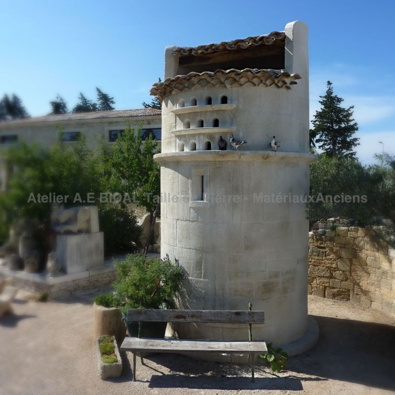 Dovecote in stonecarving, created by Alain Bidal