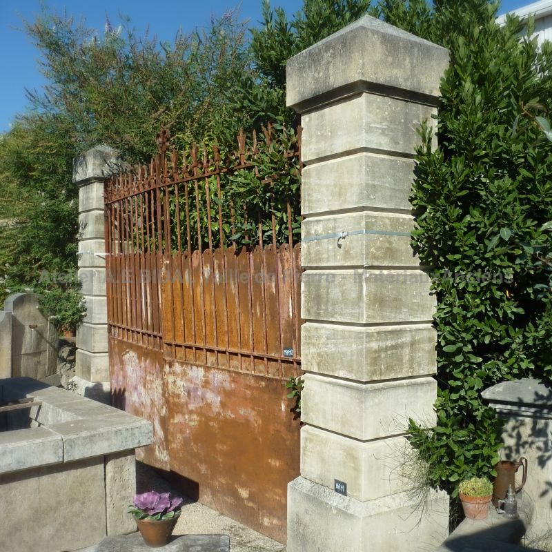 Magnificent stone pillars in Freestone a lovely work from our Craftmen stone mason 