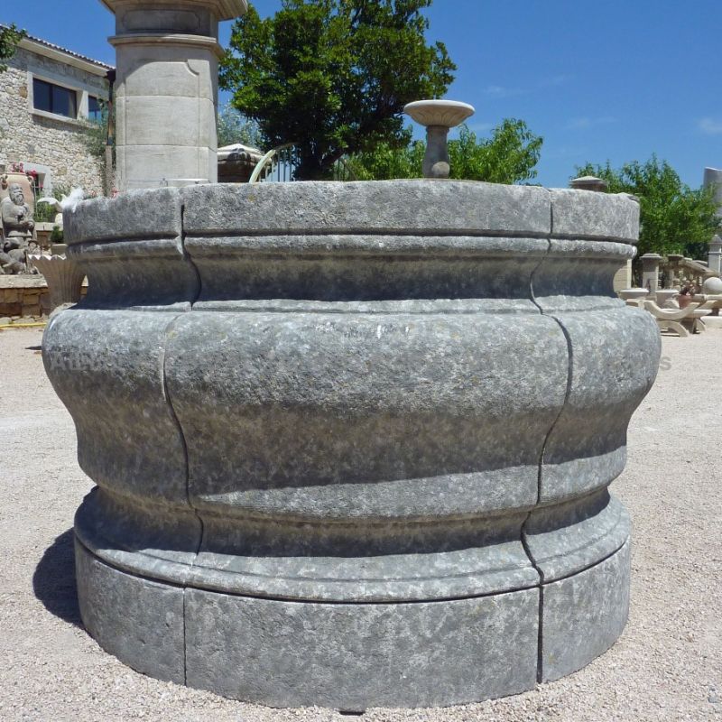 Puits en pierre : entre tradition et modernité  - Atelier Alain BIDAL, Provence