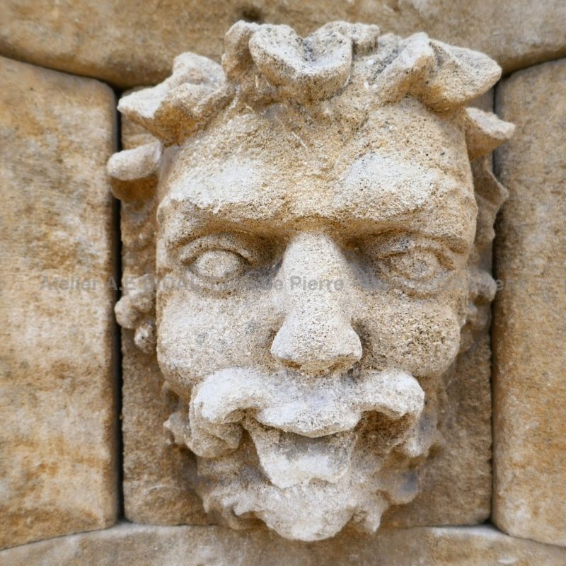 Garden water feature in stone for great outdoors decoration | Provence stone fountain by Atelier Alain BIDAL (Provence)