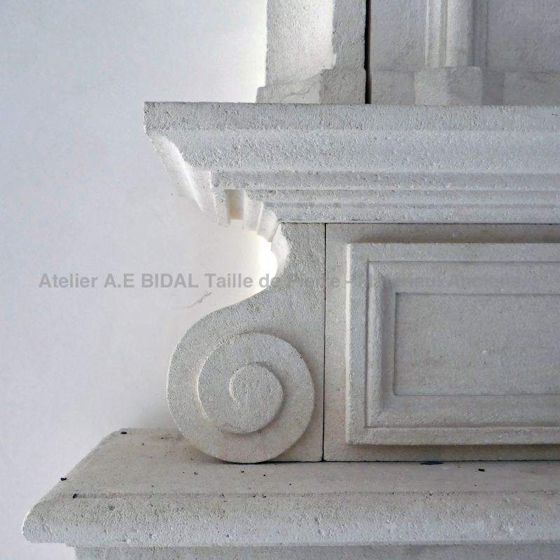 Picture of some hand sculpted details on our beautiful Louis XIII stone fireplace - Atelier Alain BIDAL (Provence)