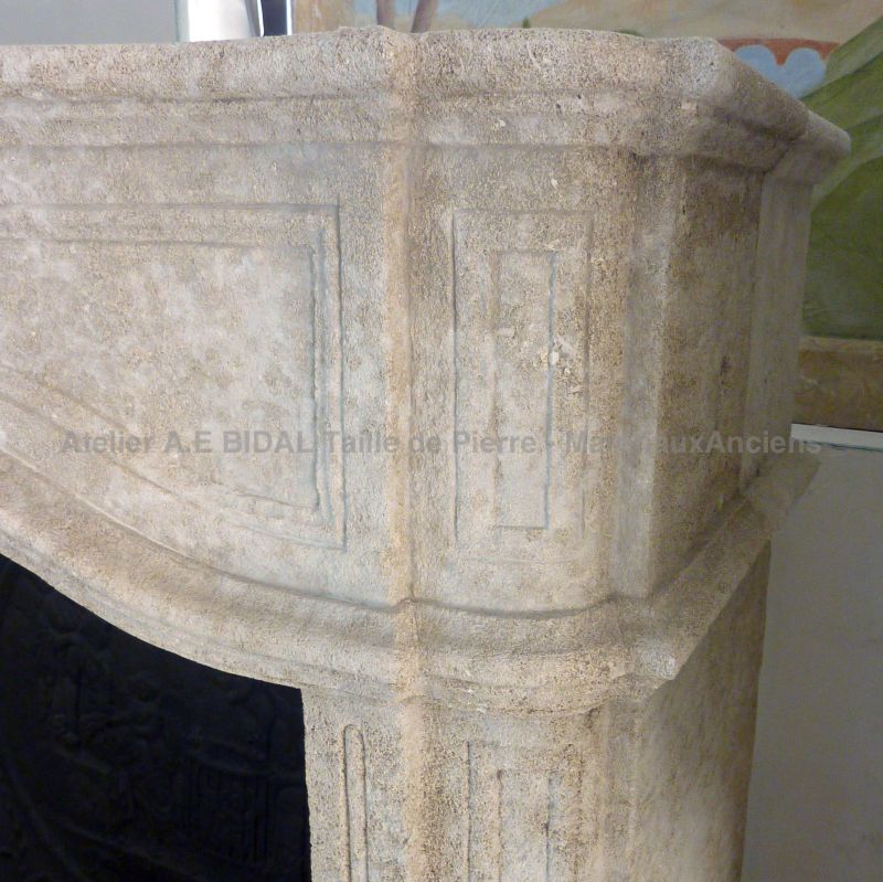 Superb hand-crafted mantel by Alain BIDAL - a reissued mantel of Louis XV style.