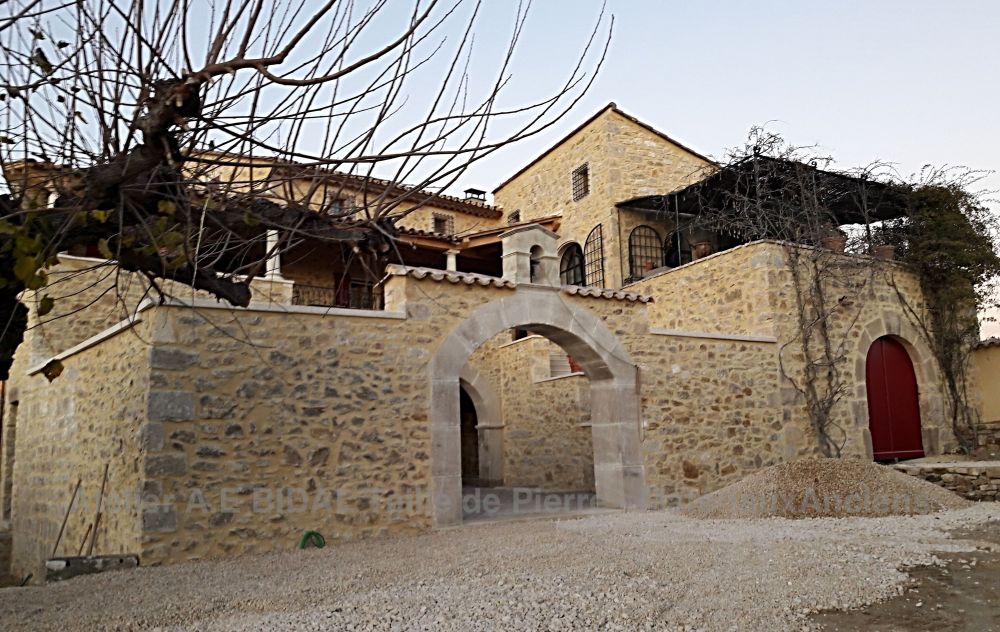 Taille de pierre sur mesure | Arche en pierre naturelle | Voute en pierre de taille | Confection sur mesure signée Alain Bidal